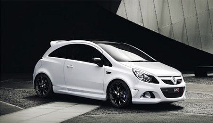 Nuova Opel Corsa 2011: esterni rinnovati e interni tecnologici