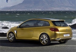 Clio Grand Tour Concept: station wagon compatta con vocazione al gran turismo