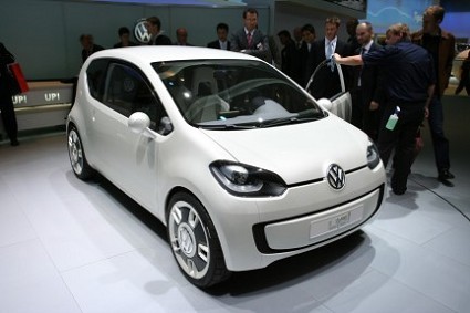 Nuova Volkswagen Up 2011, motori anche elettrici e tre allestimenti