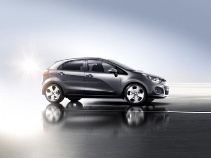 Nuova Kia Rio 2011 cinque porte: ottimi consumi ed emissioni